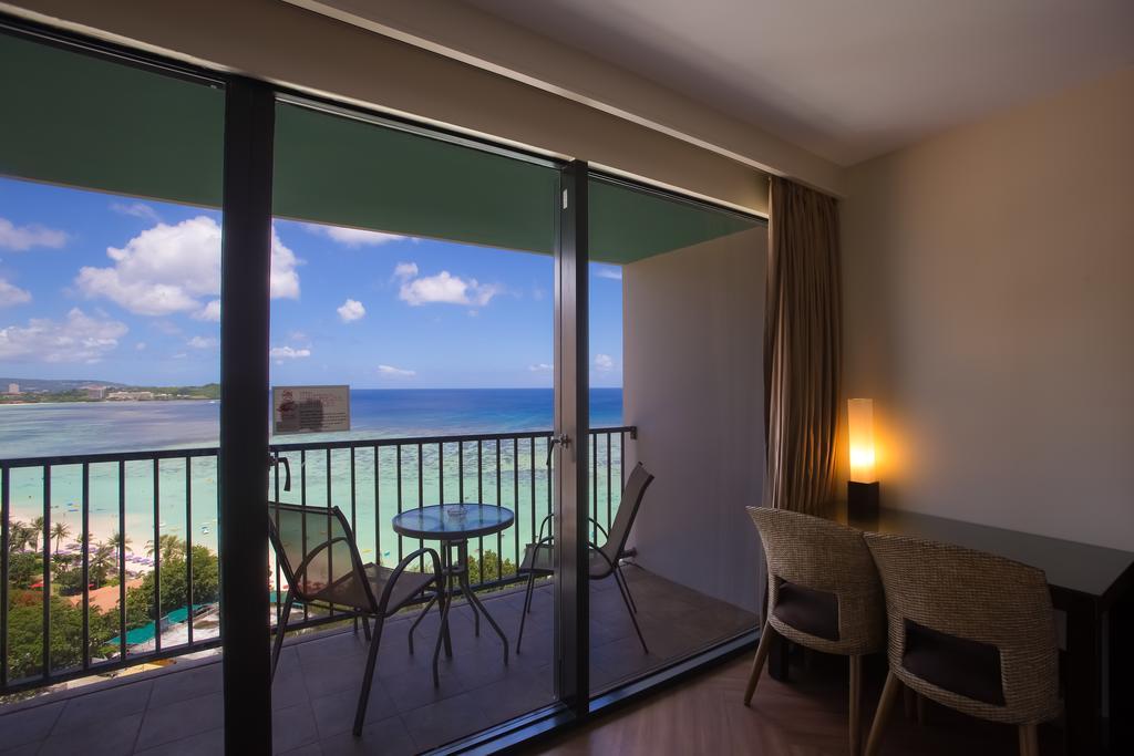 Guam Reef Hotel Tumon Eksteriør billede