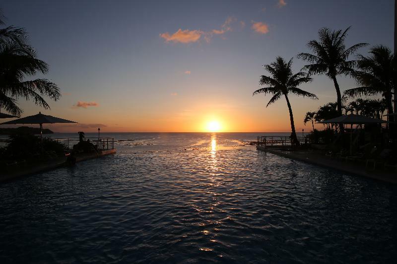 Guam Reef Hotel Tumon Eksteriør billede